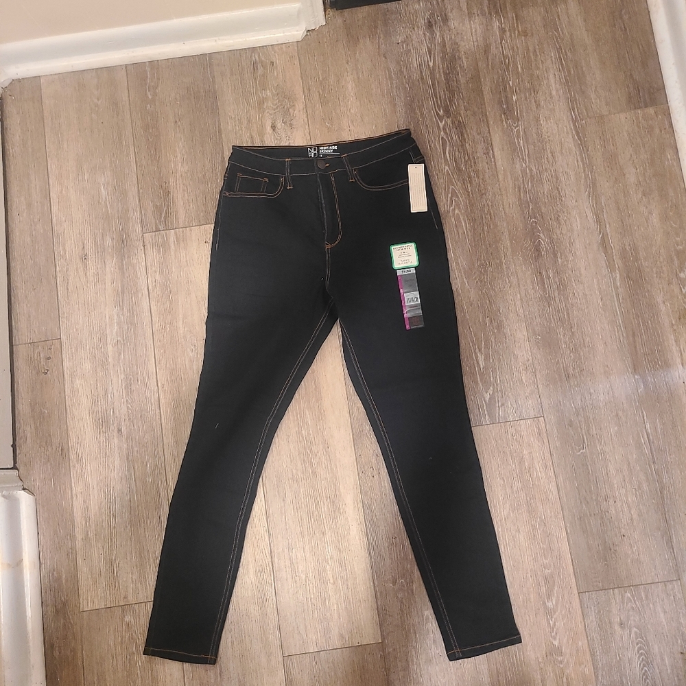 NWT No Boundaries High Rise Jeans Size 13